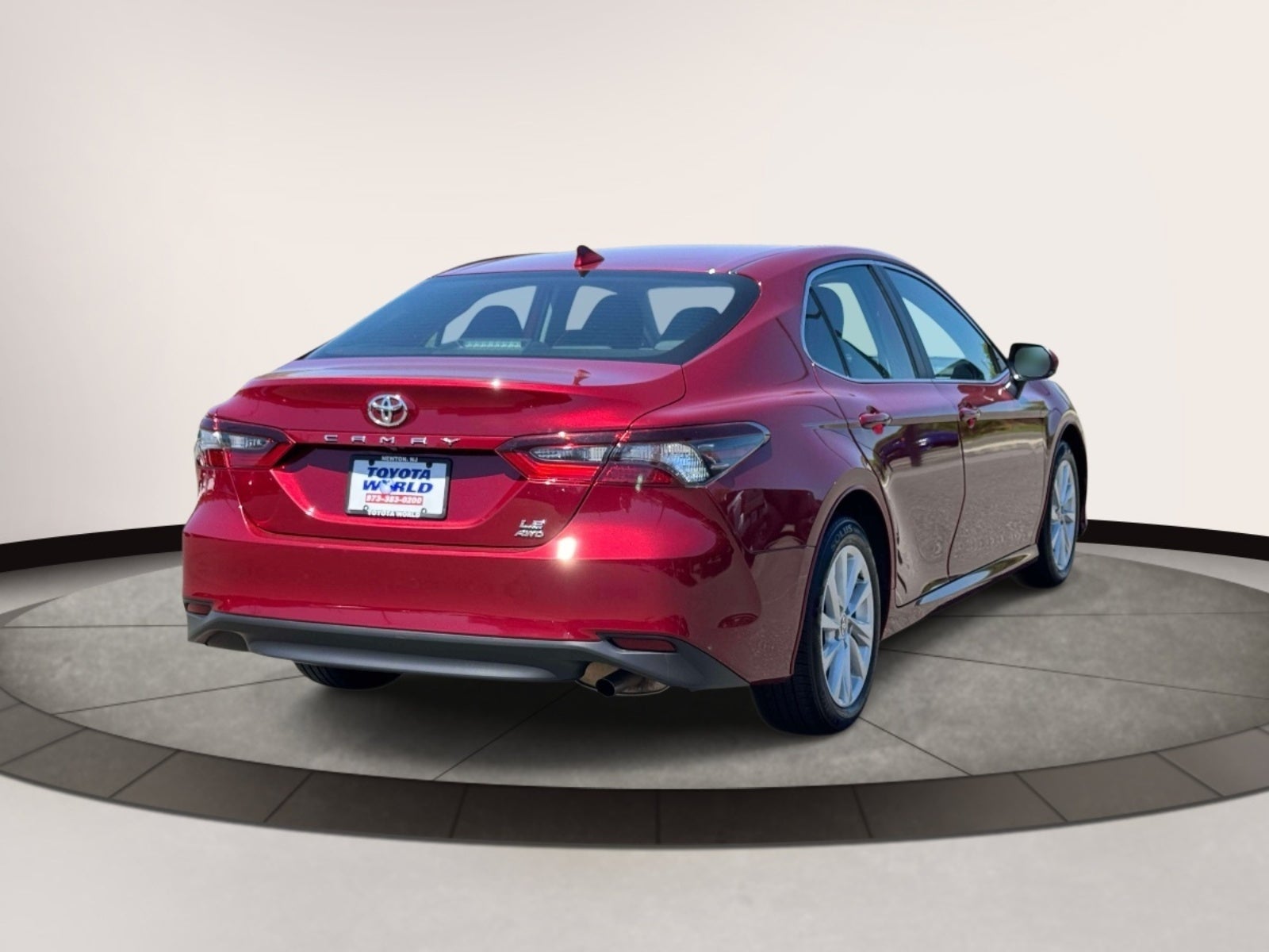 2022 Toyota Camry LE Auto AWD (Natl)