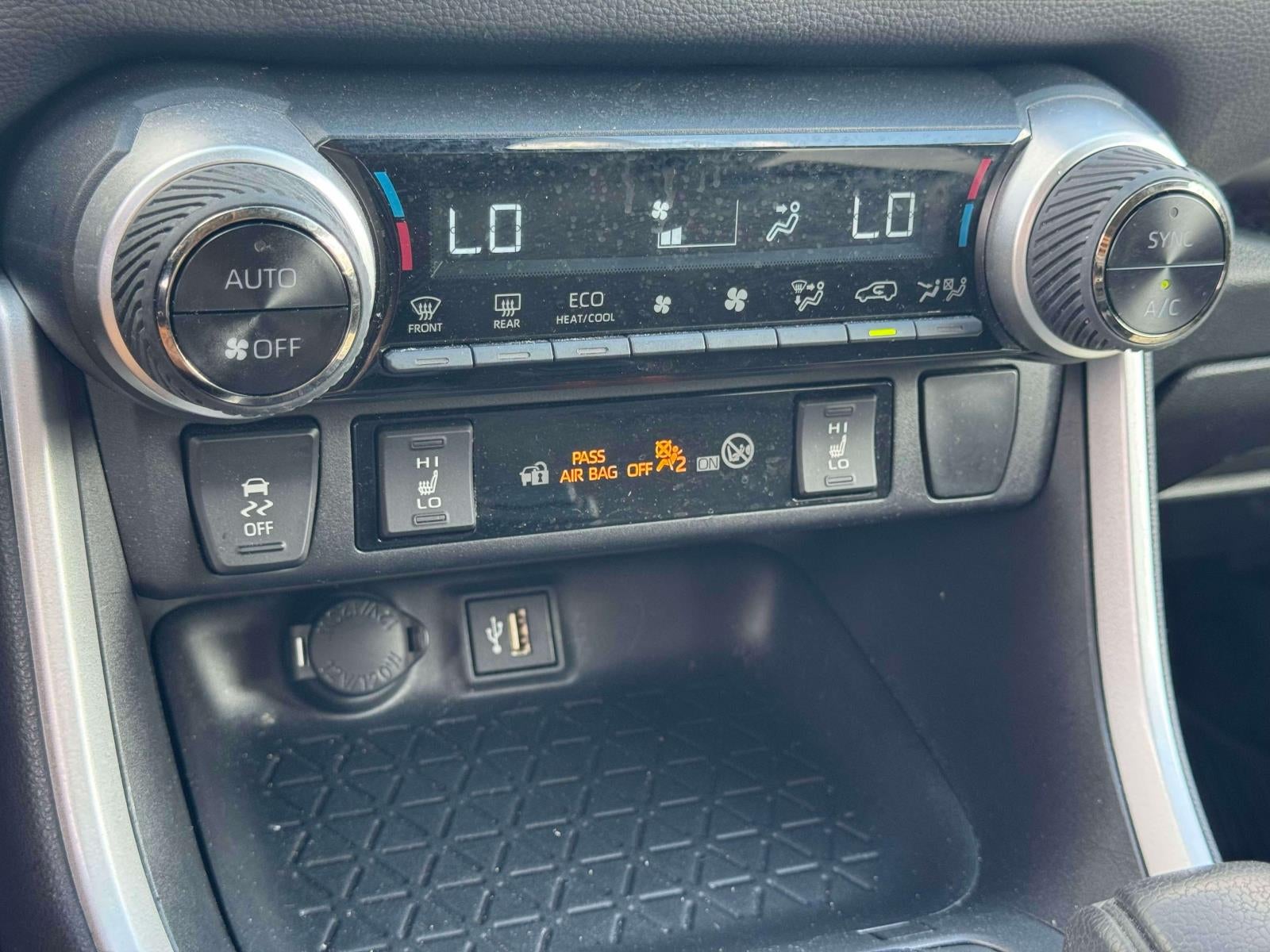 2024 Toyota RAV4 Hybrid XLE AWD (Natl)