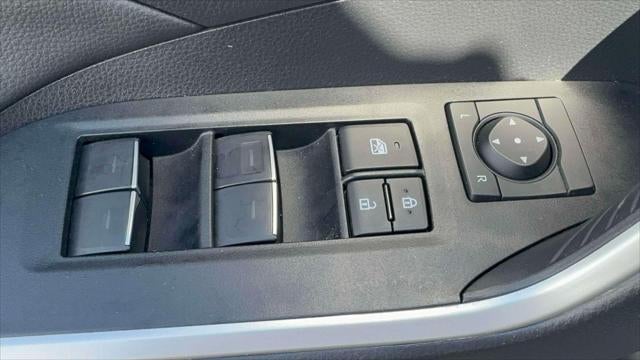2024 Toyota RAV4 Hybrid XLE AWD (Natl)