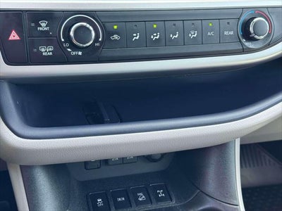 2019 Toyota Highlander LE V6 AWD (Natl)