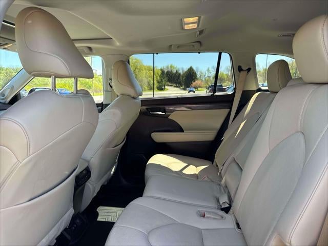 2021 Toyota Highlander Hybrid Limited AWD (Natl)