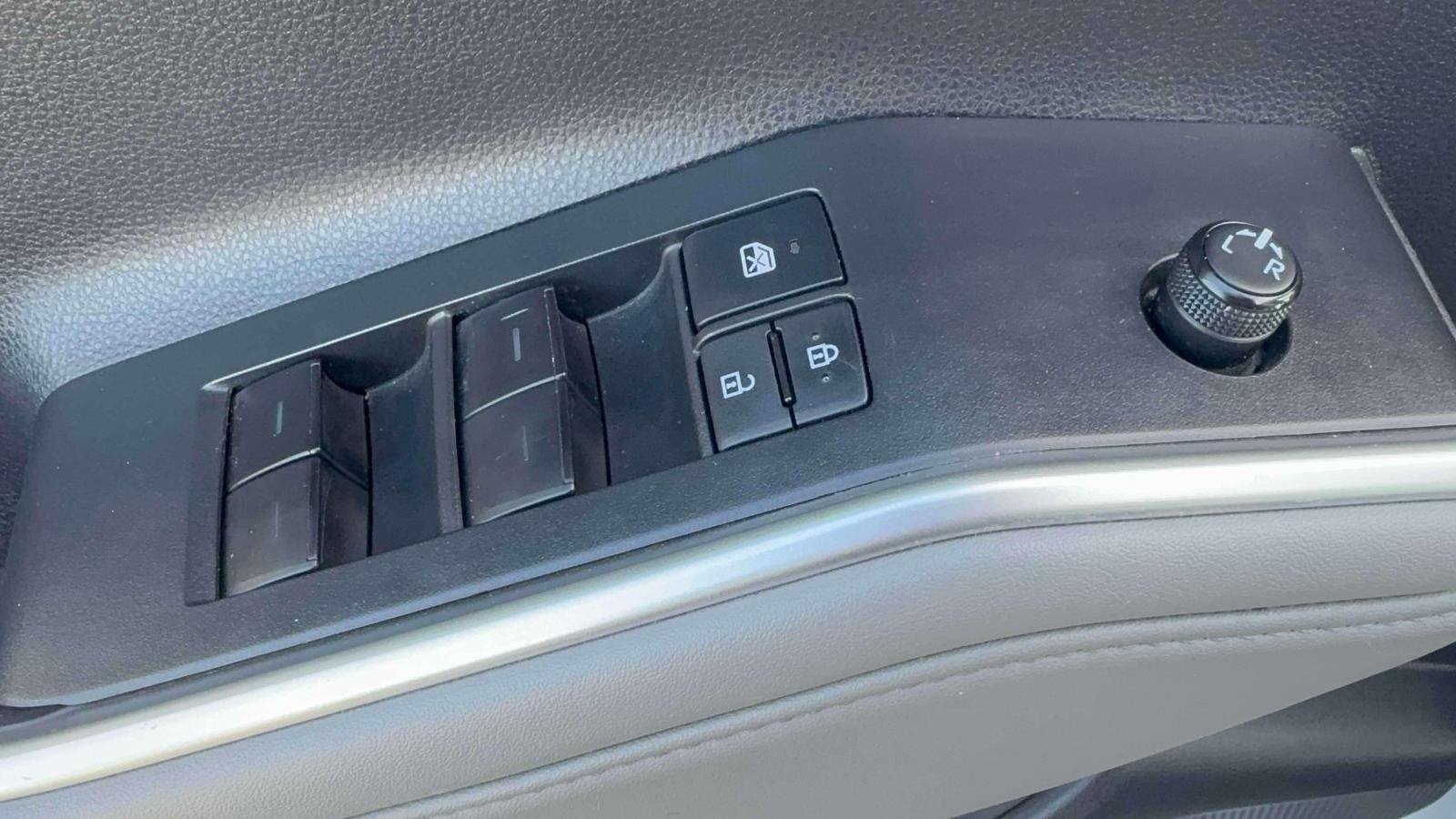 2022 Toyota Highlander XLE AWD (Natl)