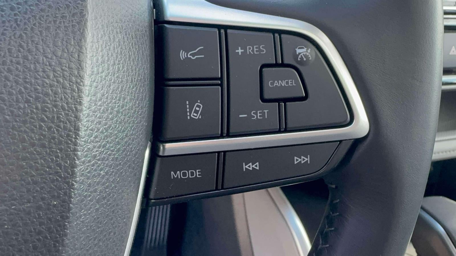 2022 Toyota Highlander XLE AWD (Natl)