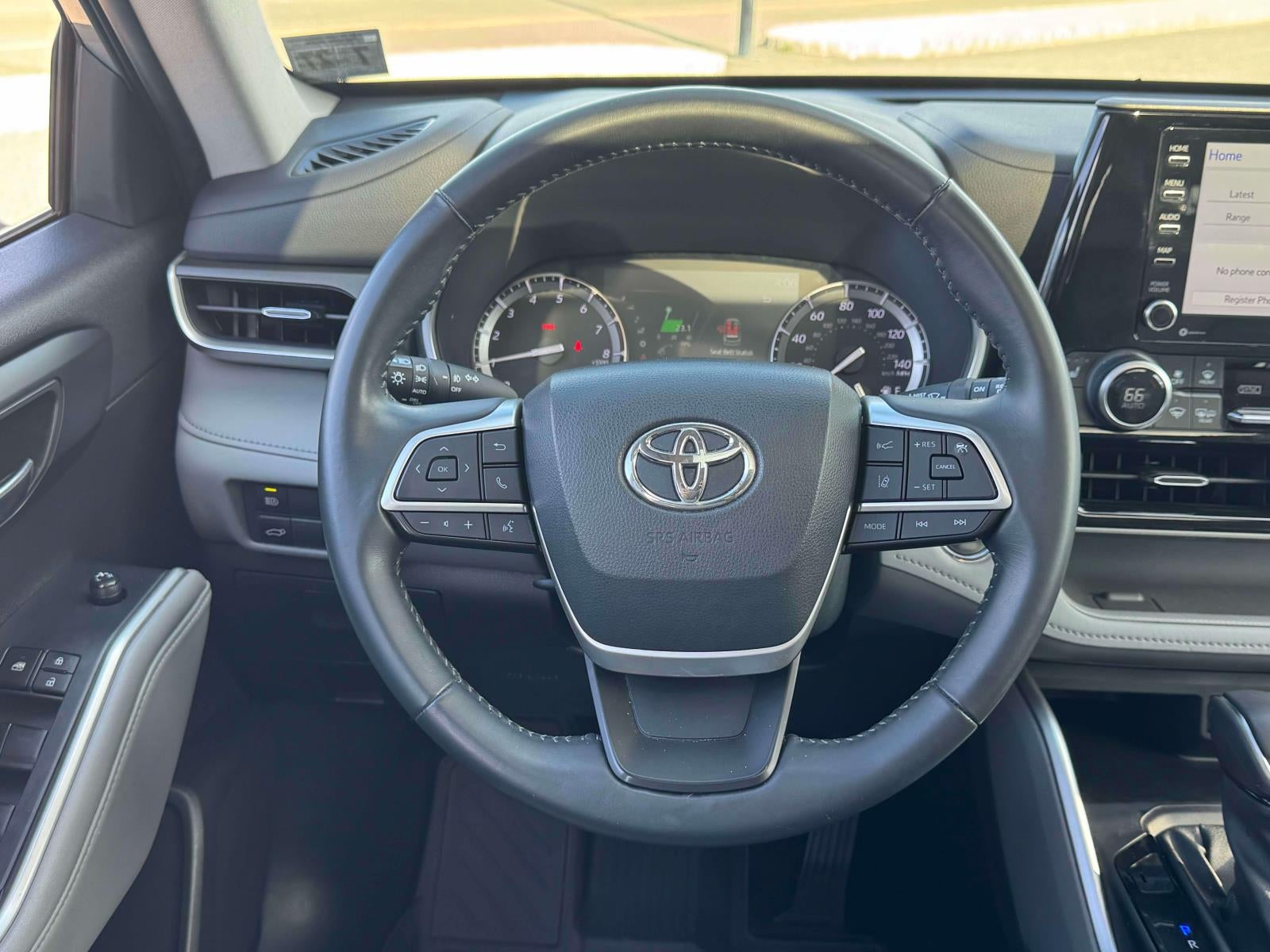 2022 Toyota Highlander XLE AWD (Natl)