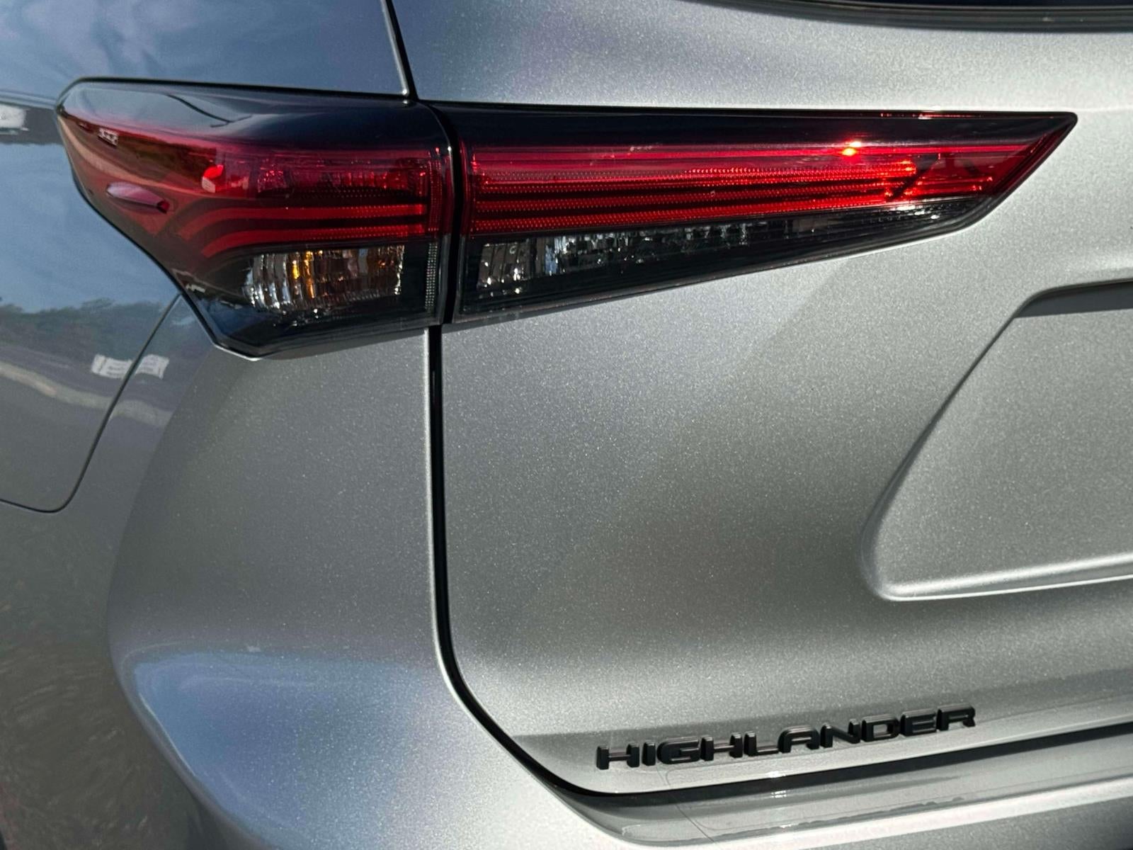 2022 Toyota Highlander XLE AWD (Natl)