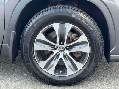 2022 Toyota Highlander XLE AWD (Natl)