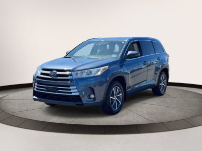 2017 Toyota Highlander XLE V6 AWD (Natl)