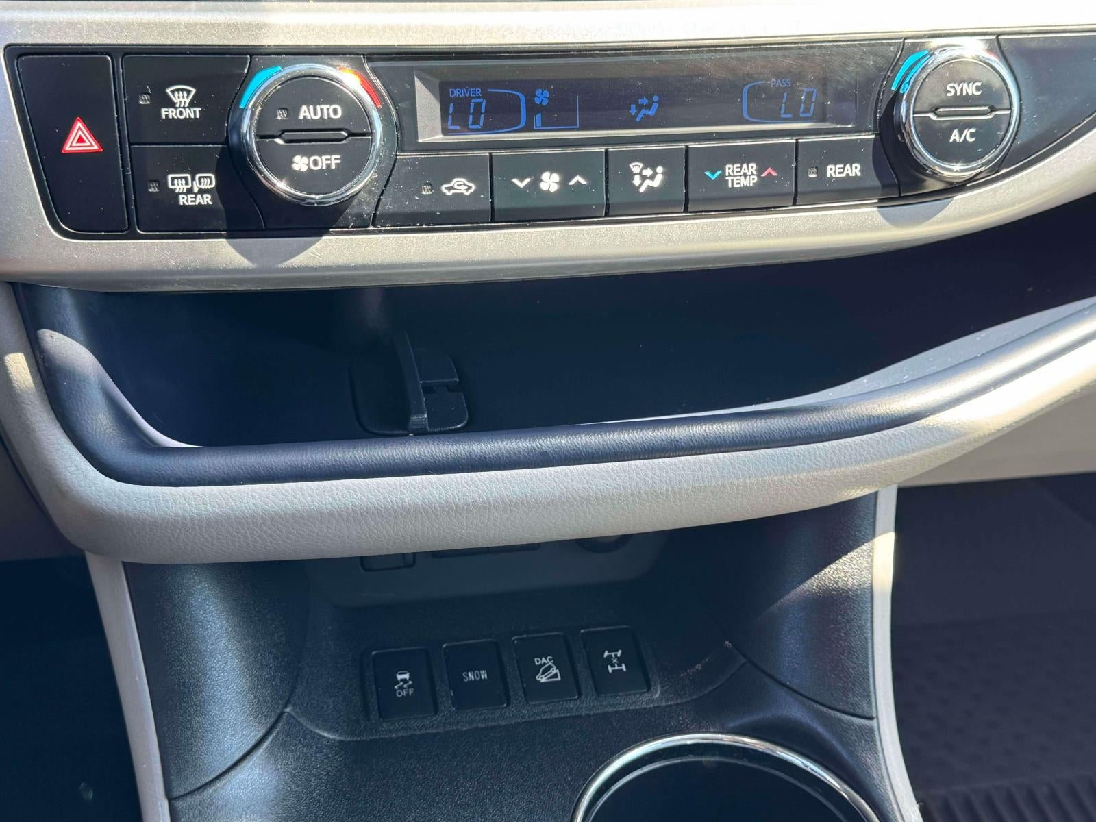 2017 Toyota Highlander XLE V6 AWD (Natl)