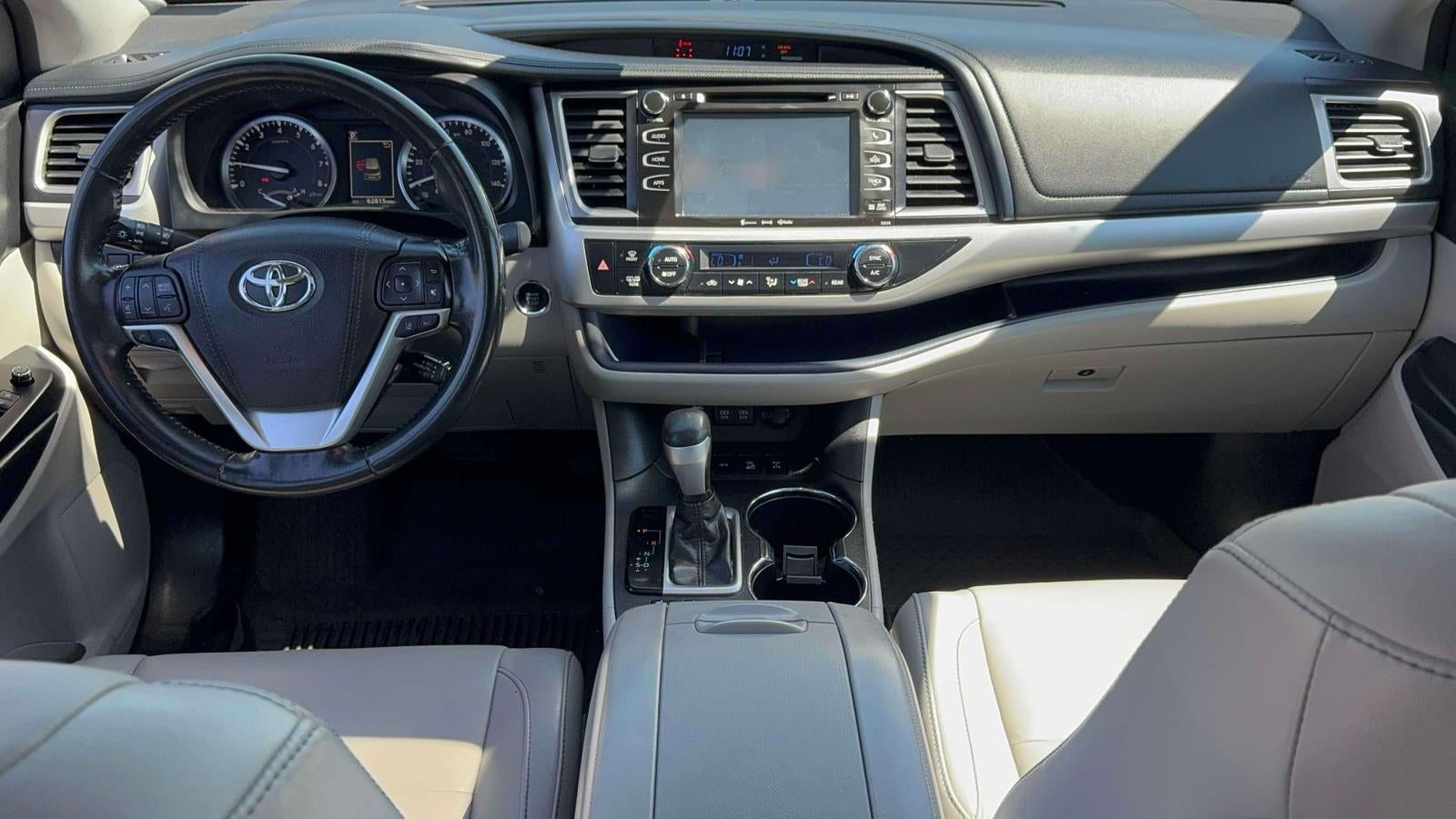2017 Toyota Highlander XLE V6 AWD (Natl)