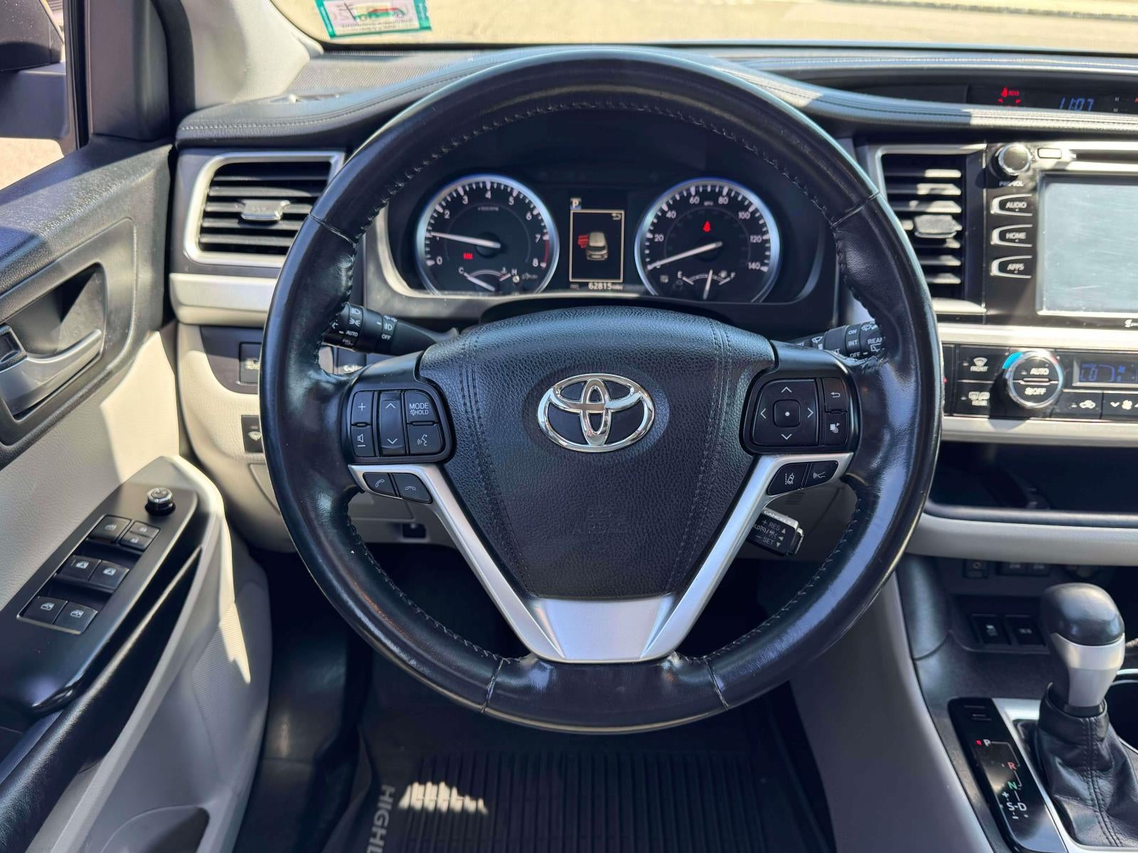 2017 Toyota Highlander XLE V6 AWD (Natl)