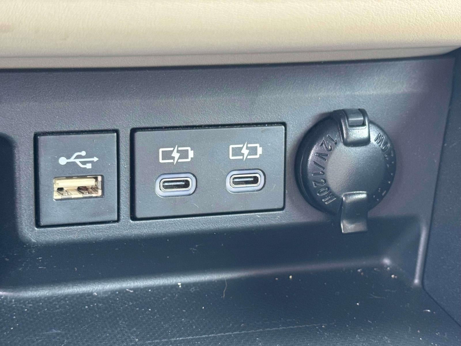 2023 Toyota Highlander Hybrid XLE AWD (Natl)