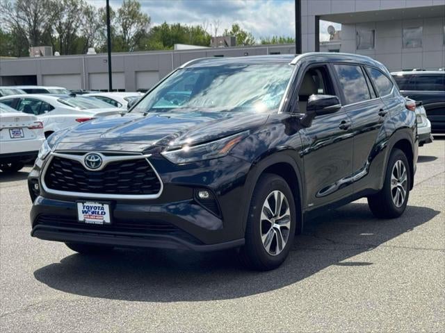 2023 Toyota Highlander Hybrid XLE AWD (Natl)
