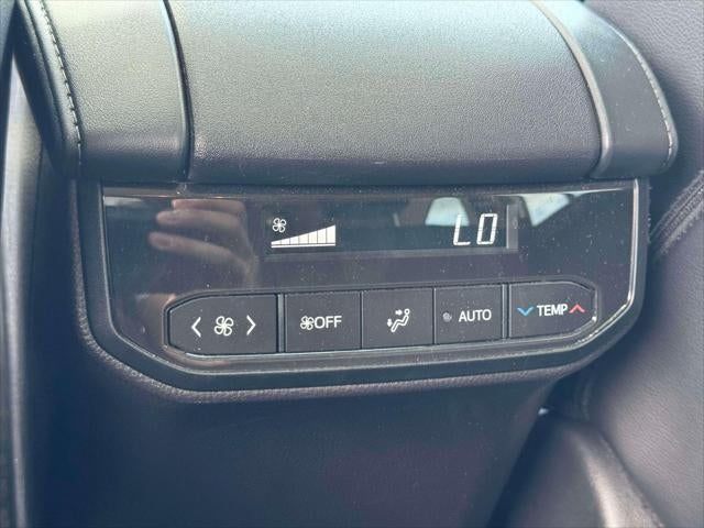 2025 Toyota Highlander Hybrid XLE AWD (Natl)