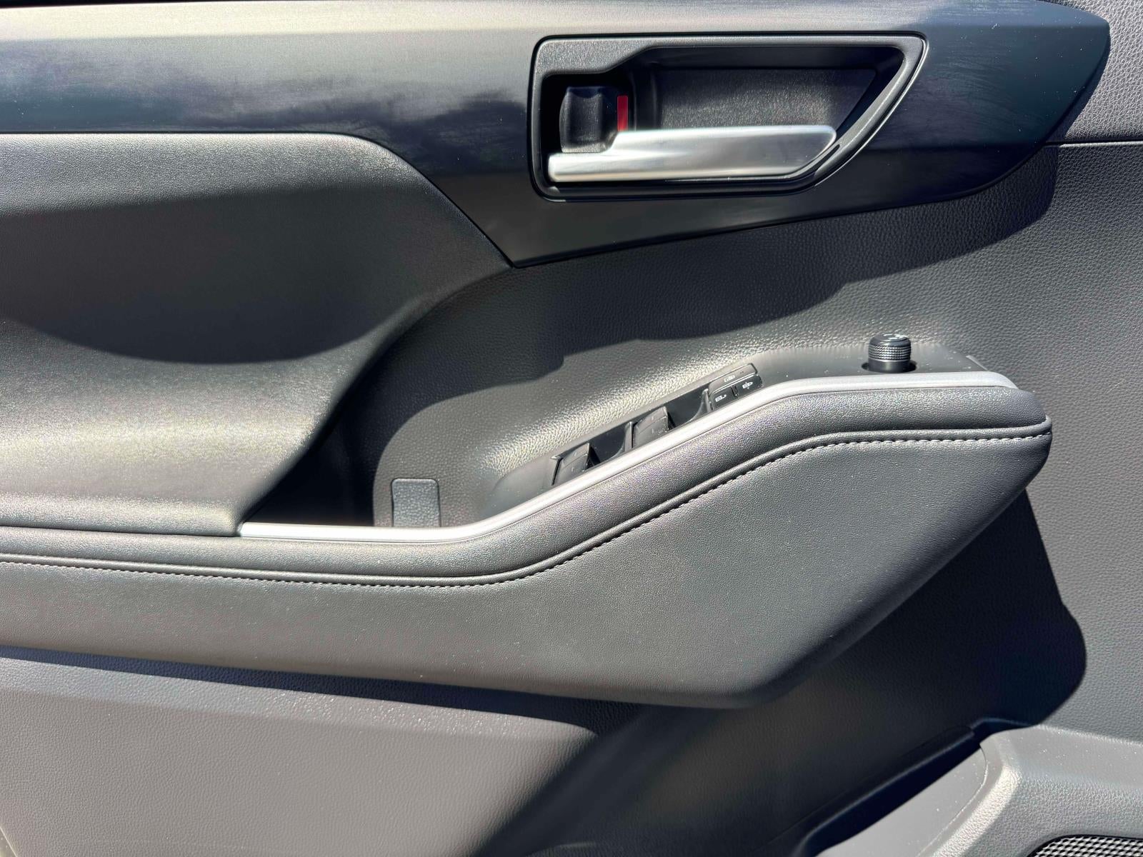 2023 Toyota Highlander XLE AWD (Natl)