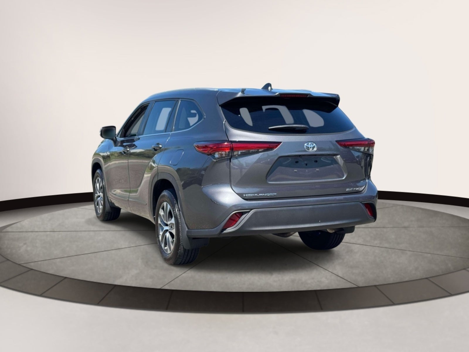 2023 Toyota Highlander XLE AWD (Natl)