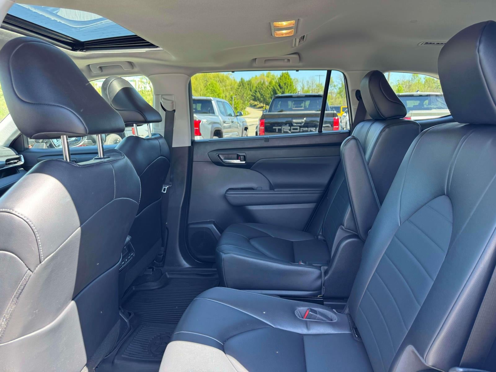 2023 Toyota Highlander XLE AWD (Natl)