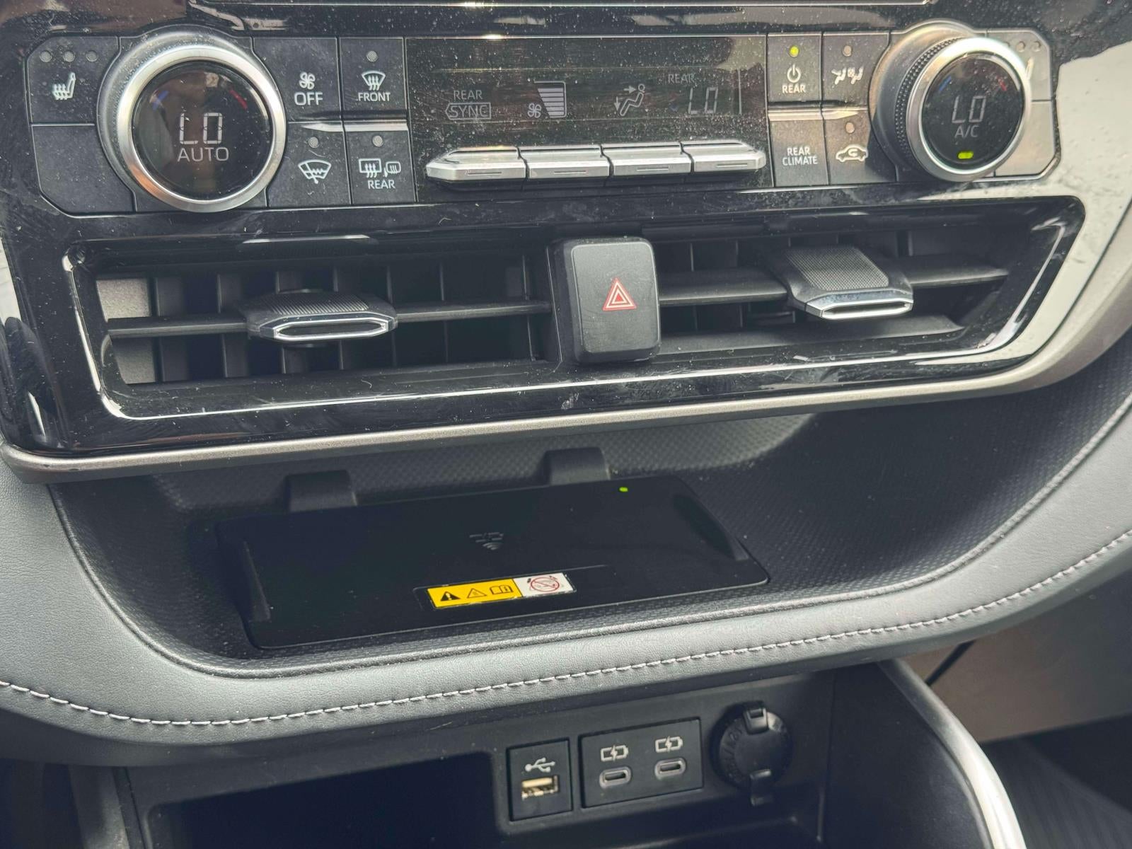 2023 Toyota Highlander XLE AWD (Natl)