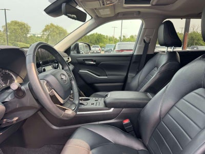 2023 Toyota Highlander L AWD (Natl)