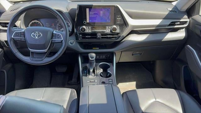 2023 Toyota Highlander XLE AWD (Natl)