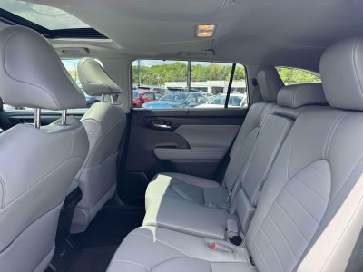 2023 Toyota Highlander XLE AWD (Natl)