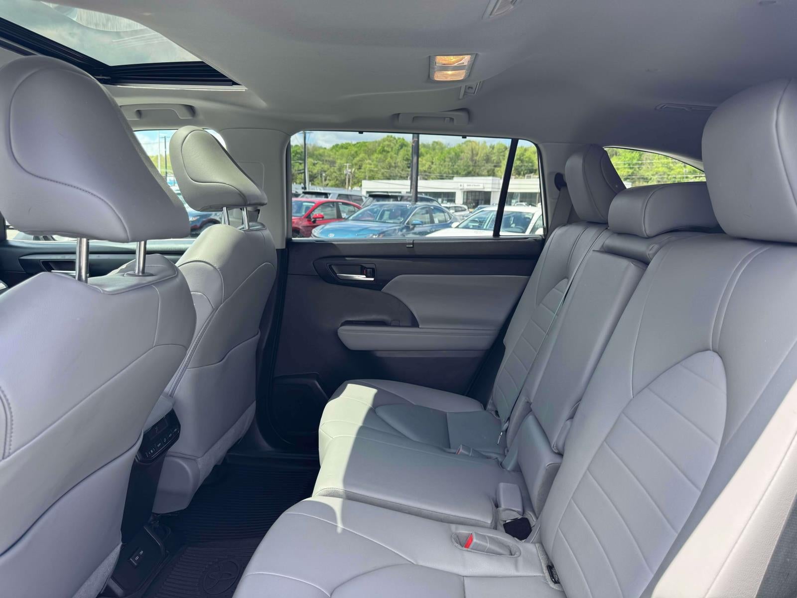 2023 Toyota Highlander XLE AWD (Natl)
