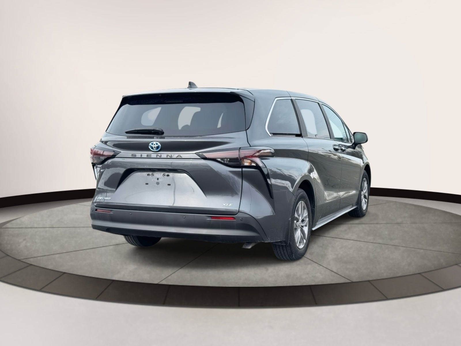 2025 Toyota Sienna XLE AWD 7-Passenger (Natl)