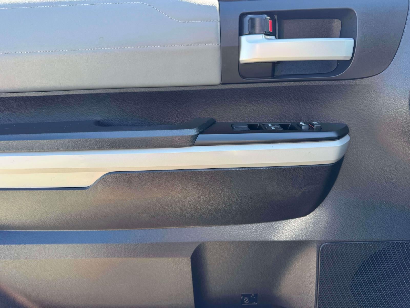 2020 Toyota Tundra 4WD Limited Double Cab 6.5' Bed 5.7L (Natl)