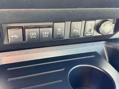 2020 Toyota Tundra 4WD Limited Double Cab 6.5' Bed 5.7L (Natl)