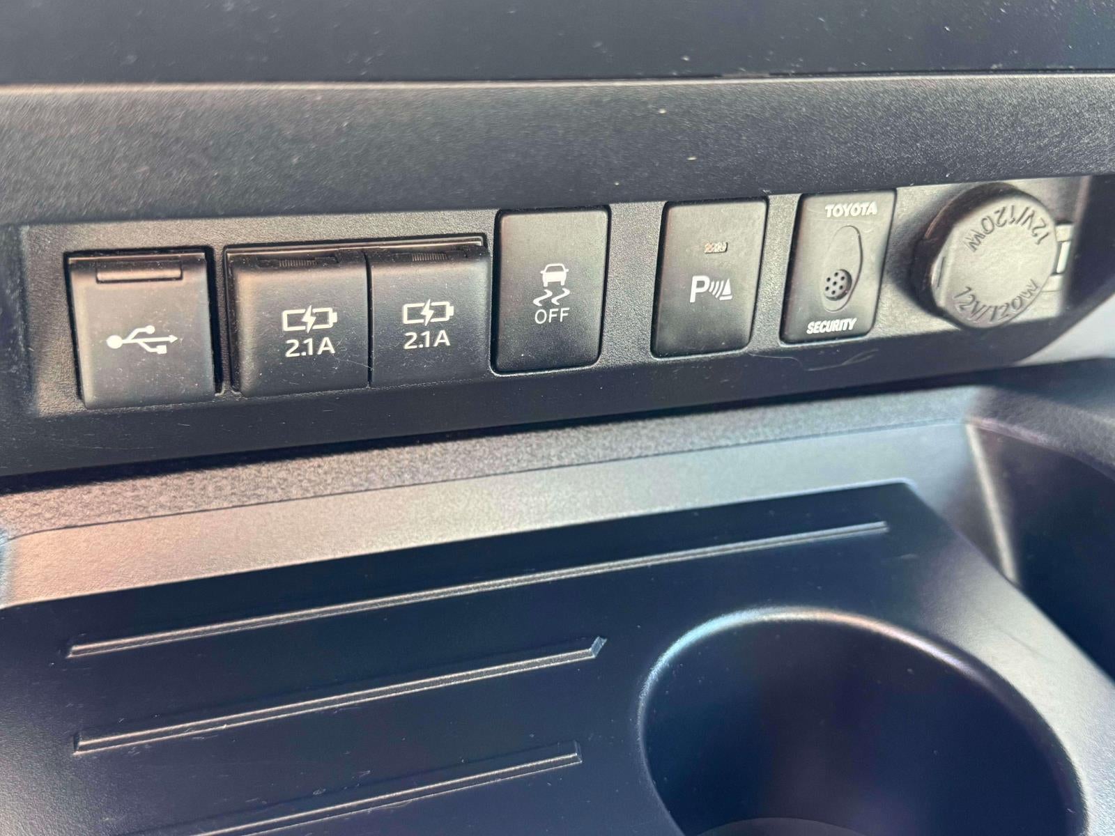 2020 Toyota Tundra 4WD Limited Double Cab 6.5' Bed 5.7L (Natl)