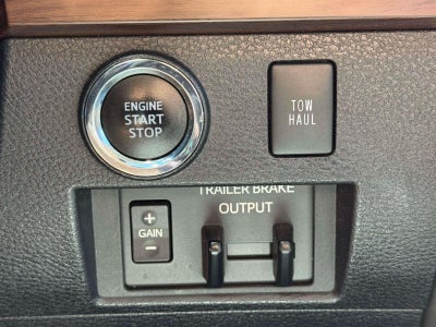 2020 Toyota Tundra 4WD Limited Double Cab 6.5' Bed 5.7L (Natl)