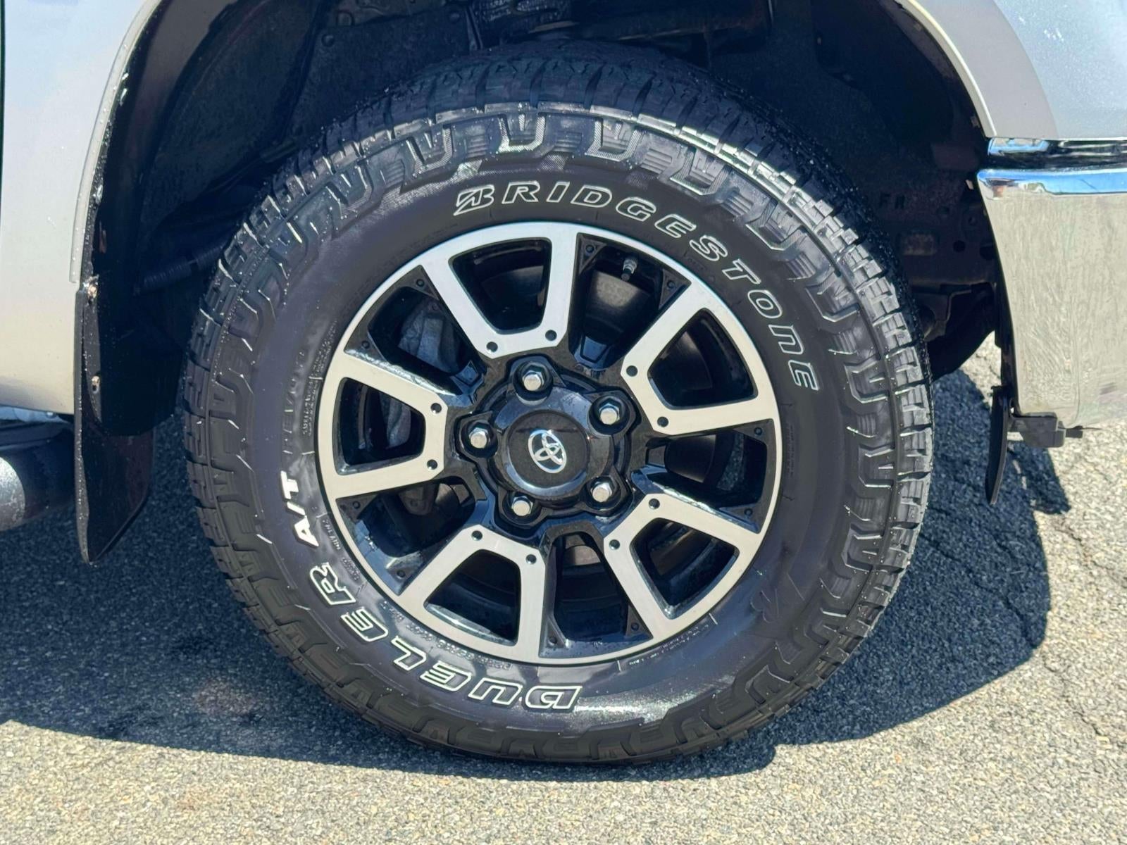 2020 Toyota Tundra 4WD Limited Double Cab 6.5' Bed 5.7L (Natl)