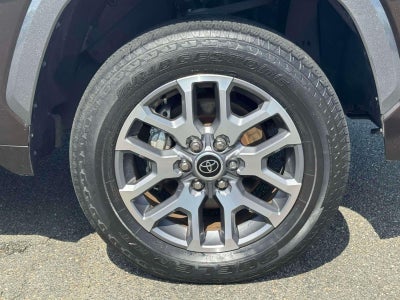 2023 Toyota Tundra 4WD 1794 Edition CrewMax 5.5' Bed (Natl)
