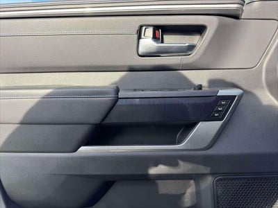 2025 Toyota Tundra 4WD Platinum Hybrid CrewMax 5.5' Bed (Natl)