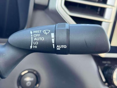 2025 Toyota Tundra 4WD Platinum Hybrid CrewMax 5.5' Bed (Natl)