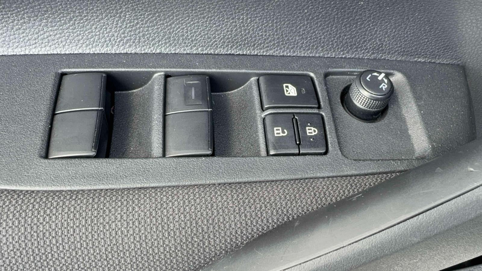 2025 Toyota Corolla LE CVT (Natl)
