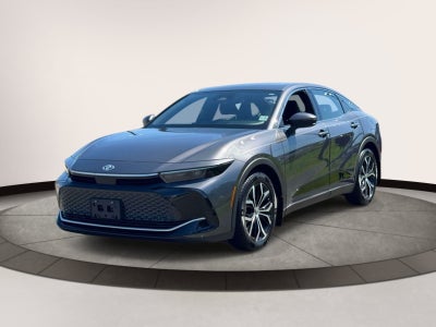 2023 Toyota Crown XLE AWD (Natl)