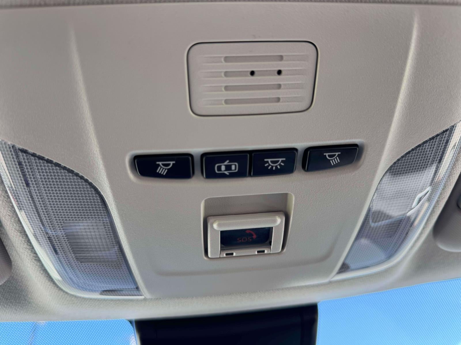 2022 Toyota Corolla Hybrid LE CVT (Natl)