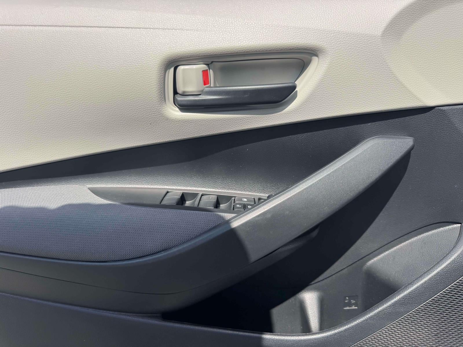 2022 Toyota Corolla Hybrid LE CVT (Natl)
