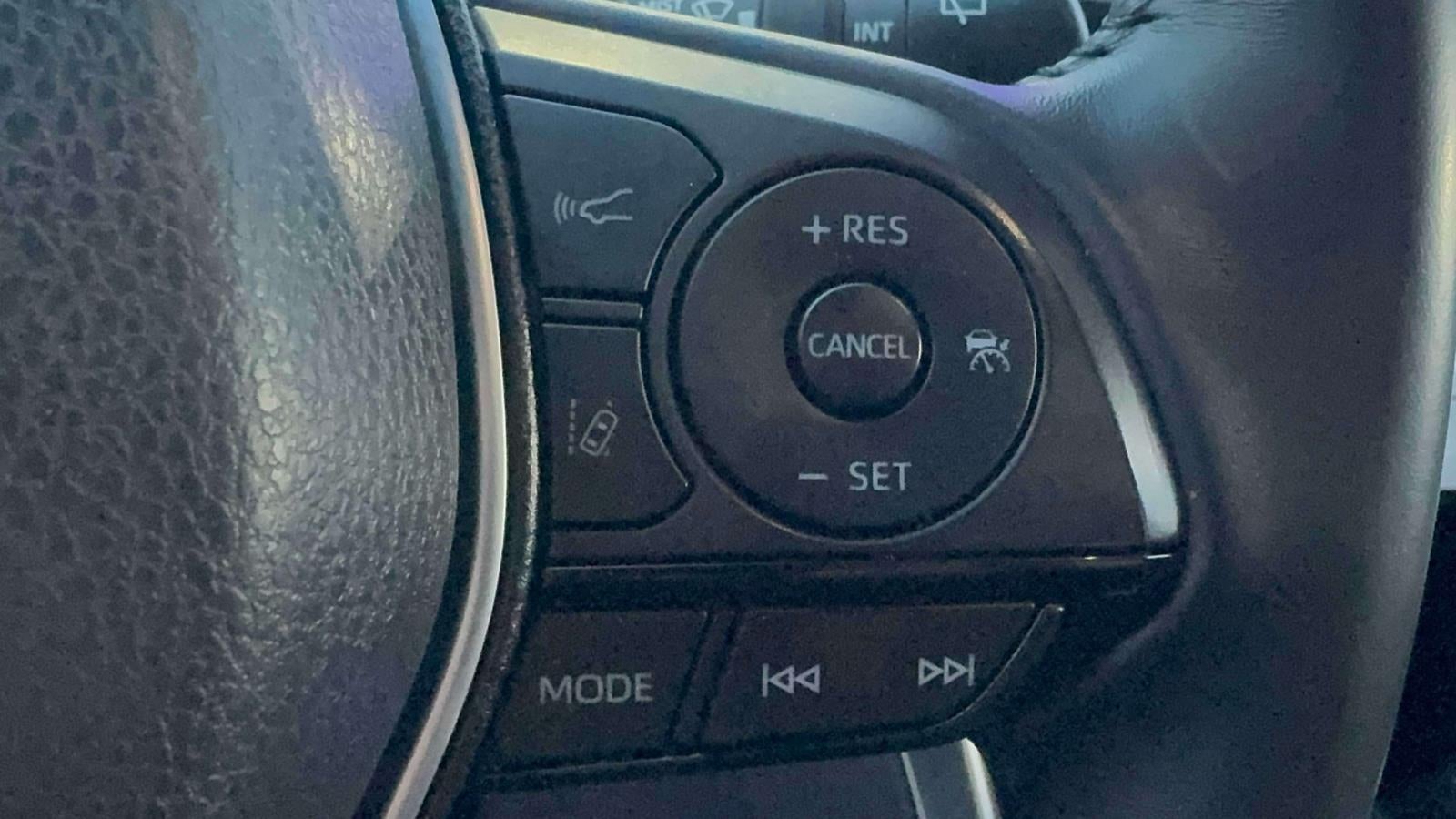 2023 Toyota Venza XLE AWD (Natl)