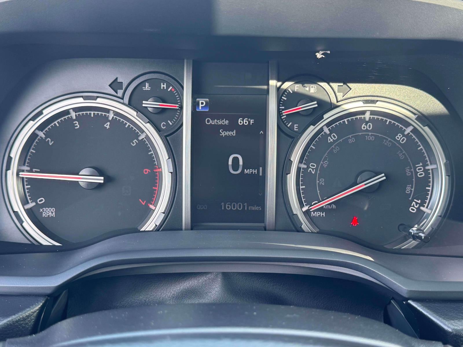 2024 Toyota 4Runner TRD Pro 4WD (Natl)