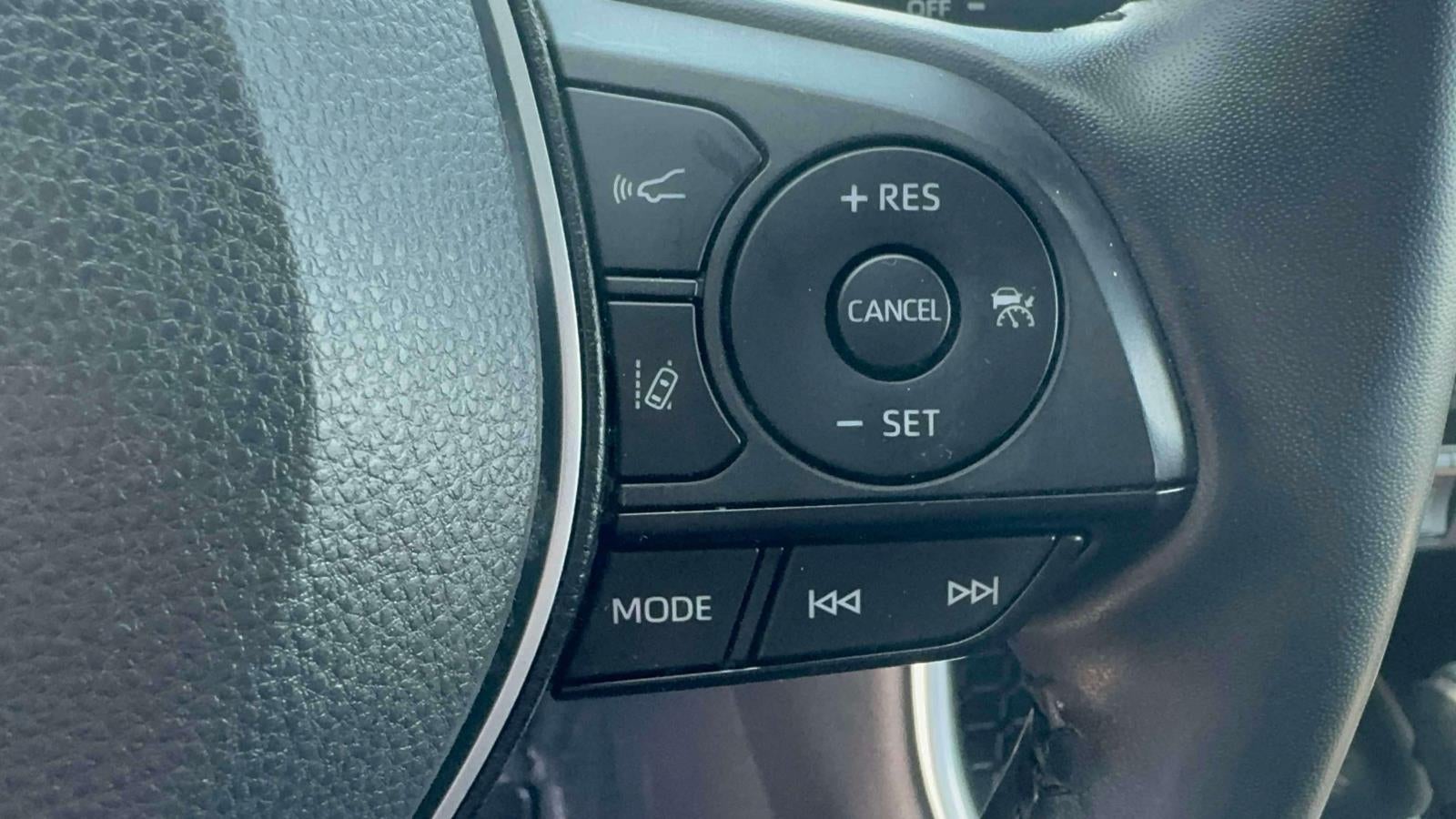 2023 Toyota RAV4 Hybrid SE AWD (Natl)