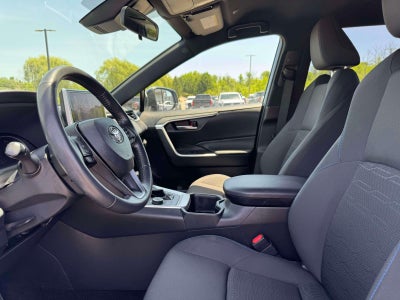 2023 Toyota RAV4 Hybrid SE AWD (Natl)