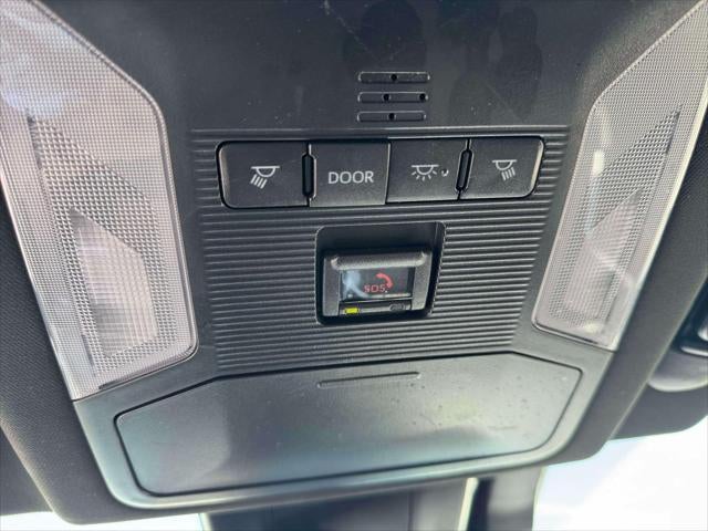 2023 Toyota RAV4 Hybrid SE AWD (Natl)