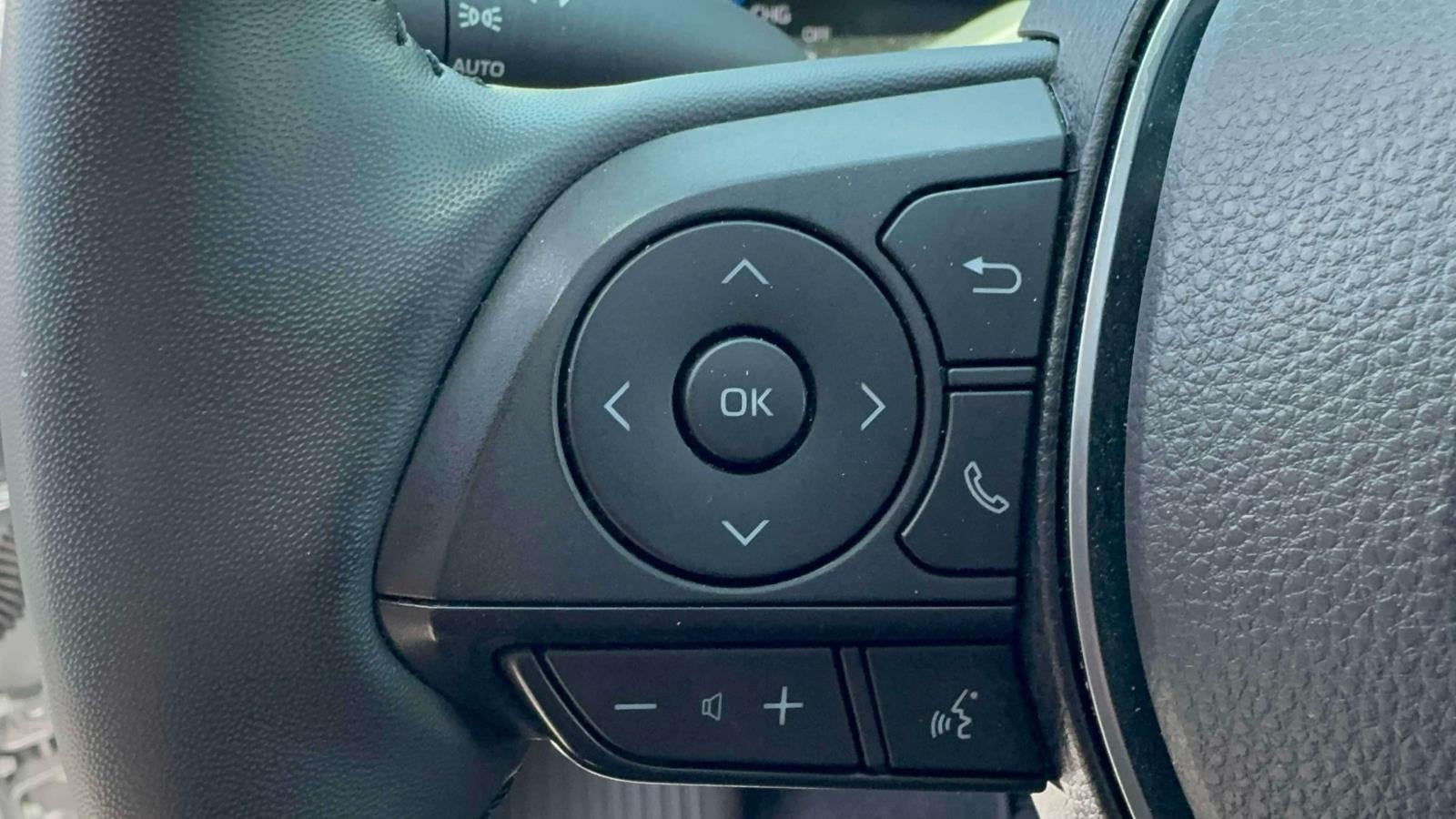 2024 Toyota RAV4 Hybrid SE AWD (Natl)