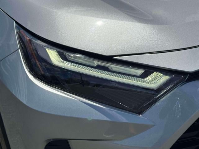 2024 Toyota RAV4 Hybrid SE AWD (Natl)