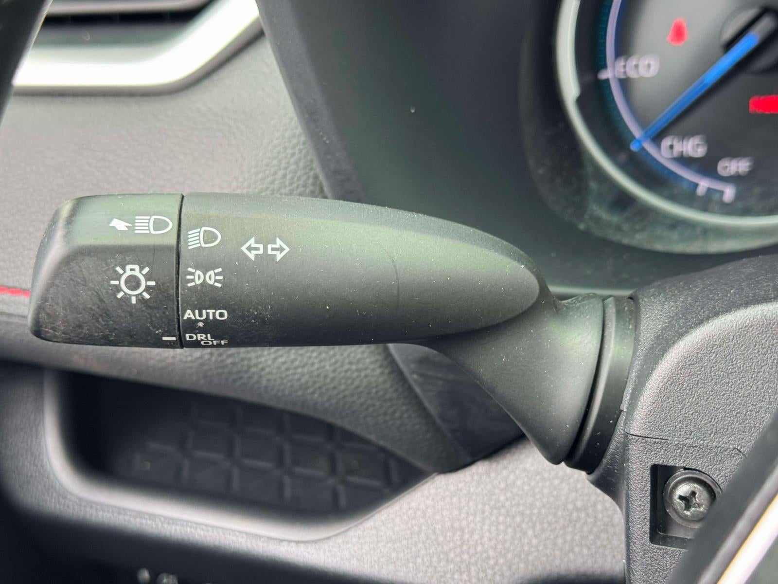 2022 Toyota RAV4 Prime SE (Natl)