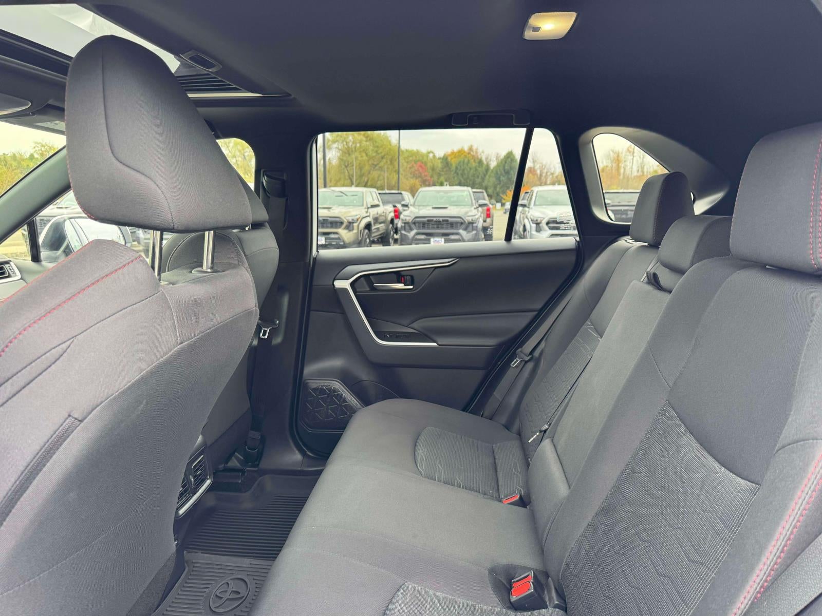 2022 Toyota RAV4 Prime SE (Natl)