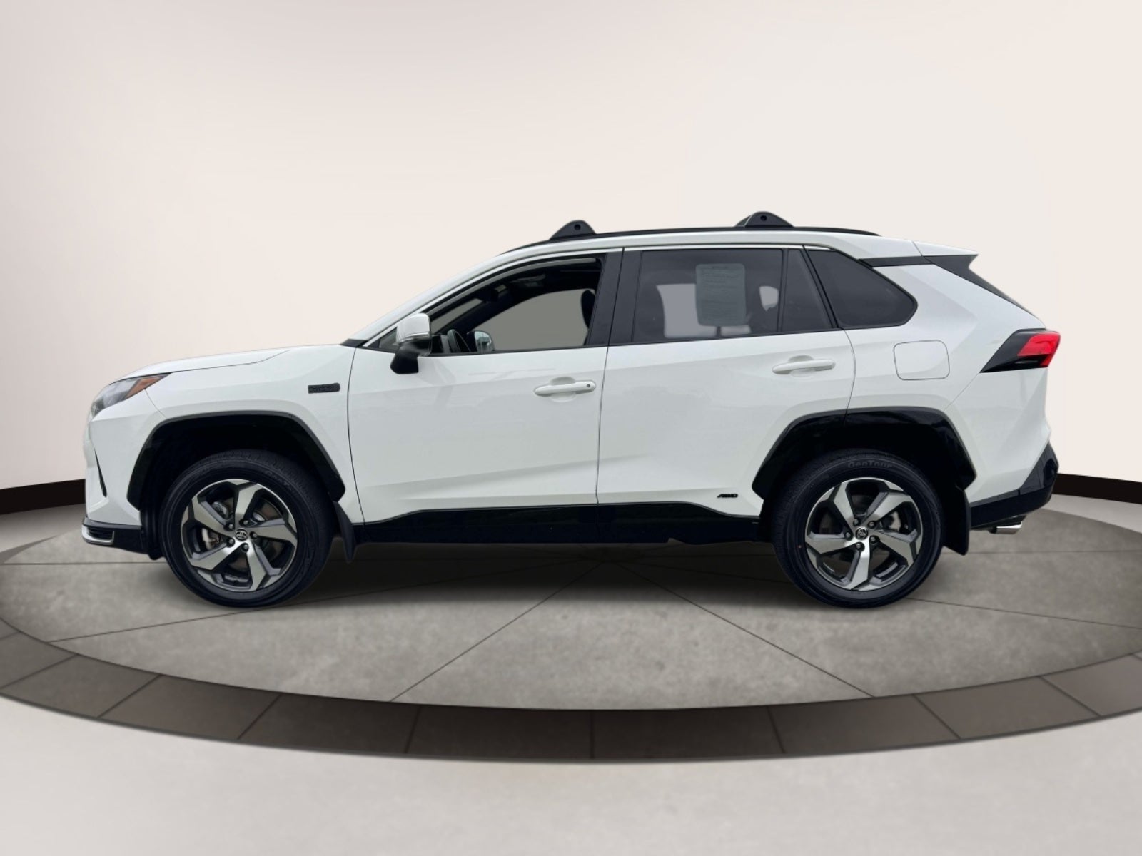 2022 Toyota RAV4 Prime SE (Natl)