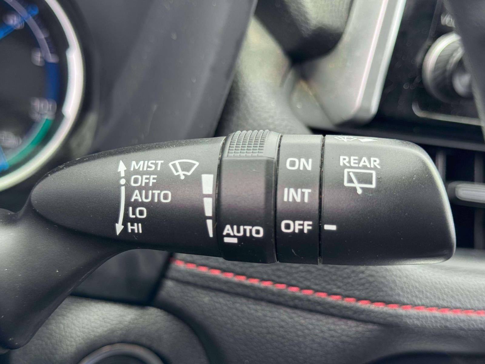 2023 Toyota RAV4 Prime SE (Natl)