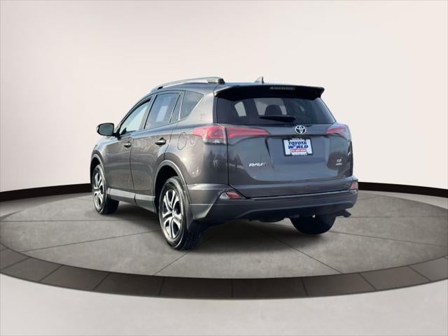 2018 Toyota RAV4 LE AWD (Natl)